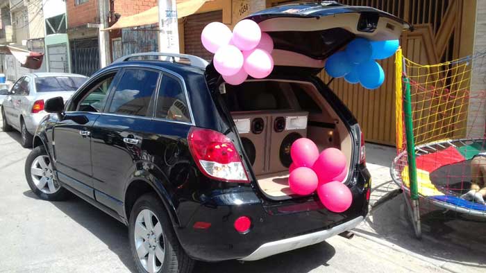 Chá Revelação com Carro de Som
