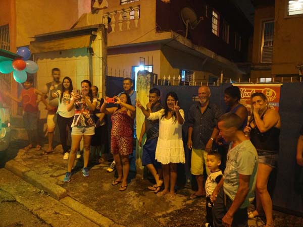 Carro de Telemensagem na Zona Leste