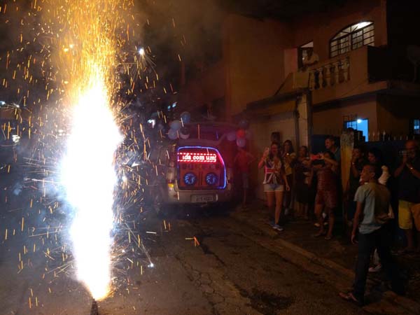 Carro de Telemensagem na Zona Leste