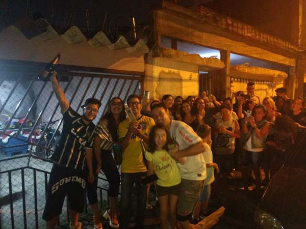 Telemensagem com carro de som
