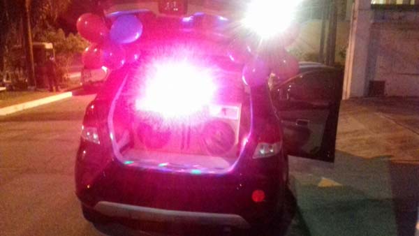 Telemensagem ao vivo com carro de som