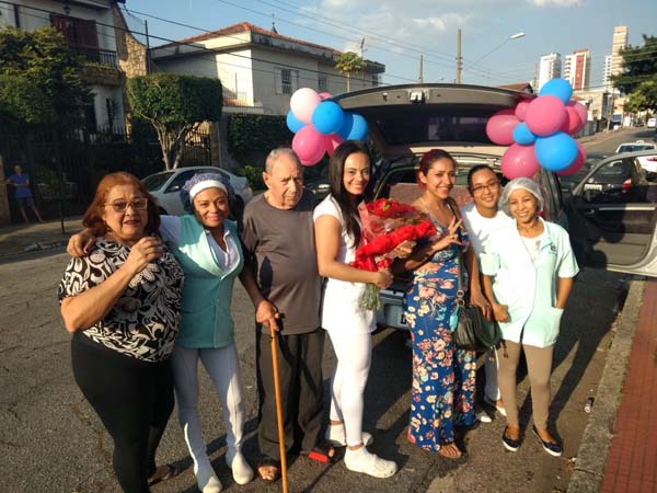 telemensagem ao vivo para aniversário da amiga