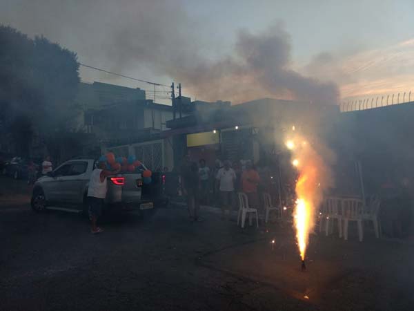 Carro de Declaração na Zona Leste