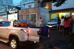 carro de Homenagem na Zona Leste