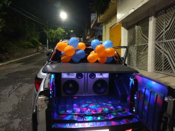 Carro de Mensagem na Zona Leste