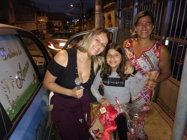 Telemensagem com carro de som
