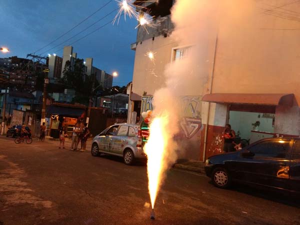 Declaração de Amor com Carro de Som