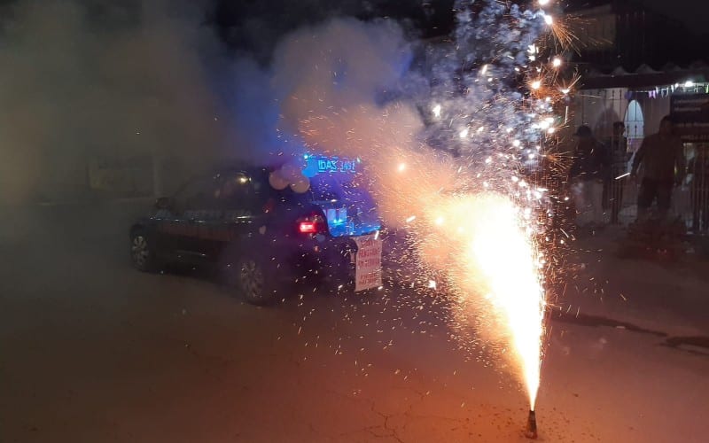 Homenagem ao Vivo na Zona Norte para Aniversário da Esposa
