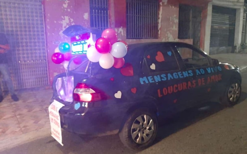 Homenagem ao vivo para aniversário romântico em Guainazes